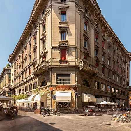 A 150m Due Torri, Loft Elegante In Centro Storico Appartement