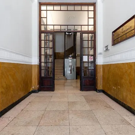 A 150m Due Torri, Loft Elegante In Centro Storico Appartement